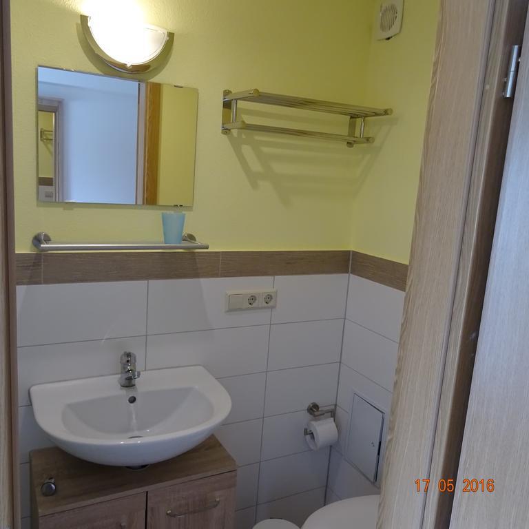 באד קרוצינגן Hotel Einstein מראה חיצוני תמונה